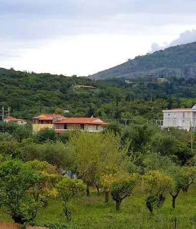 Central Apartament 2 Himare Exterior photo