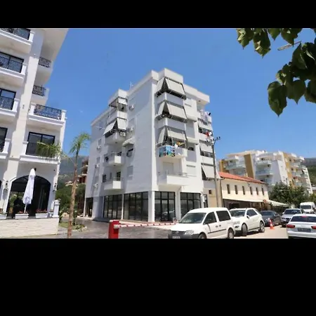 Central Apartament 2 Himare Exterior photo