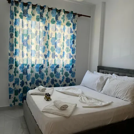 Central Apartament 2 Himare Exterior photo